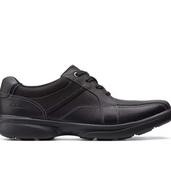 Clarks Bradley Walk blk Tumbled Leather
